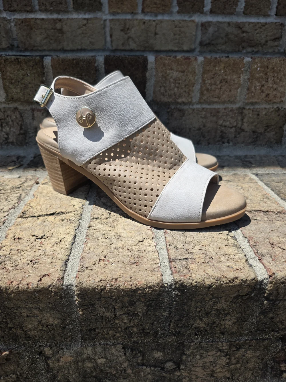 Lindsay Phillips Neutral Two-Tone Perforated Open-Toe Block Heel Sandals